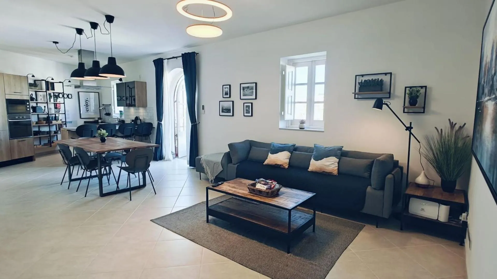Querencia - Feel At Home Kalkara